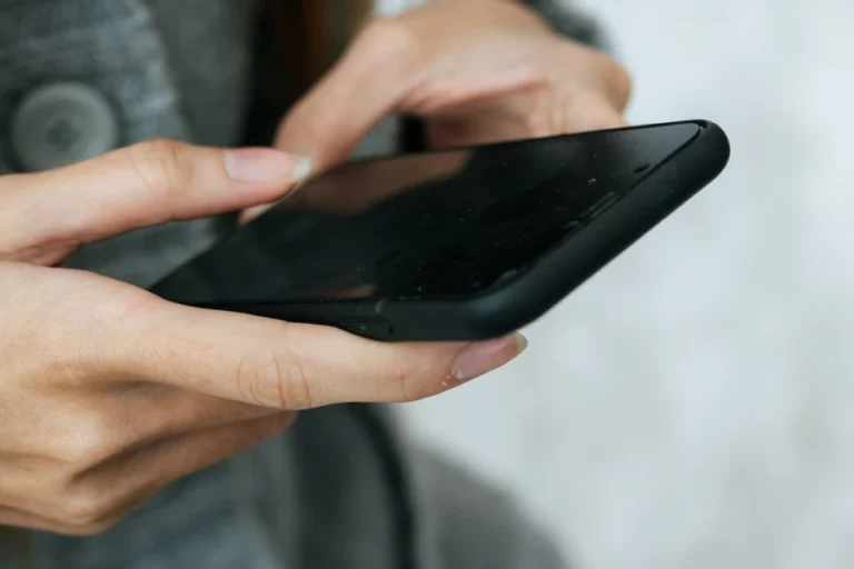 5G smartphone reviews